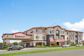 Отель Ramada by Wyndham Marina  Марина